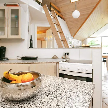 Seaside Serenity In Vejlby Fed-by Traum Ferienhaus *