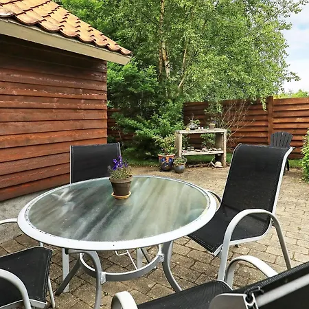 Seaside Serenity In Vejlby Fed-by Traum