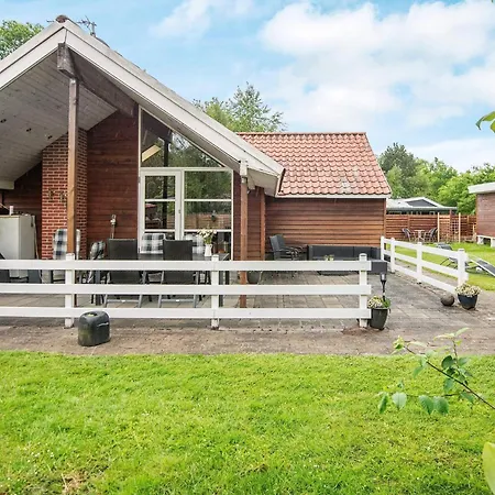 Seaside Serenity In Vejlby Fed-by Traum Ferienhaus Middelfart
